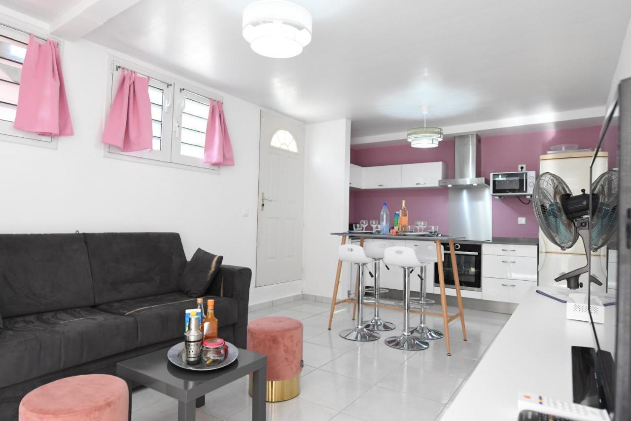Ti K'Line - Grand Appartement De Standing Aux Trois Ilets เลส์ทรัวส์-ซีเลต์ ภายนอก รูปภาพ