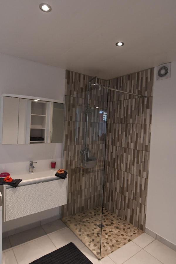 Ti K'Line - Grand Appartement De Standing Aux Trois Ilets เลส์ทรัวส์-ซีเลต์ ภายนอก รูปภาพ